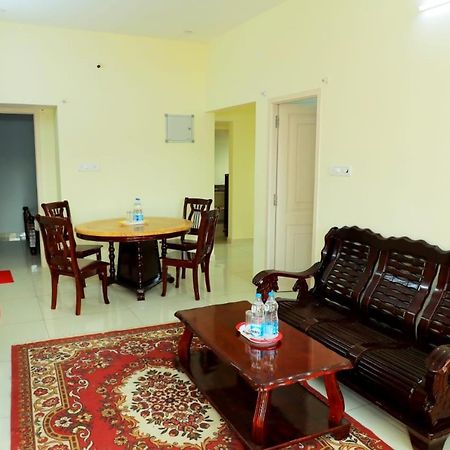 Lia'S Homestay Пондичерри Экстерьер фото