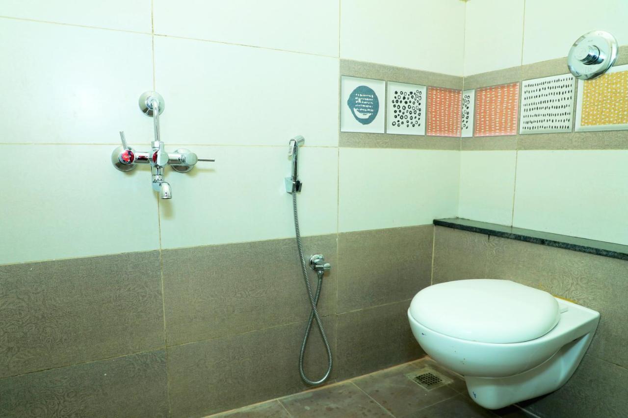 Lia'S Homestay Пондичерри Экстерьер фото