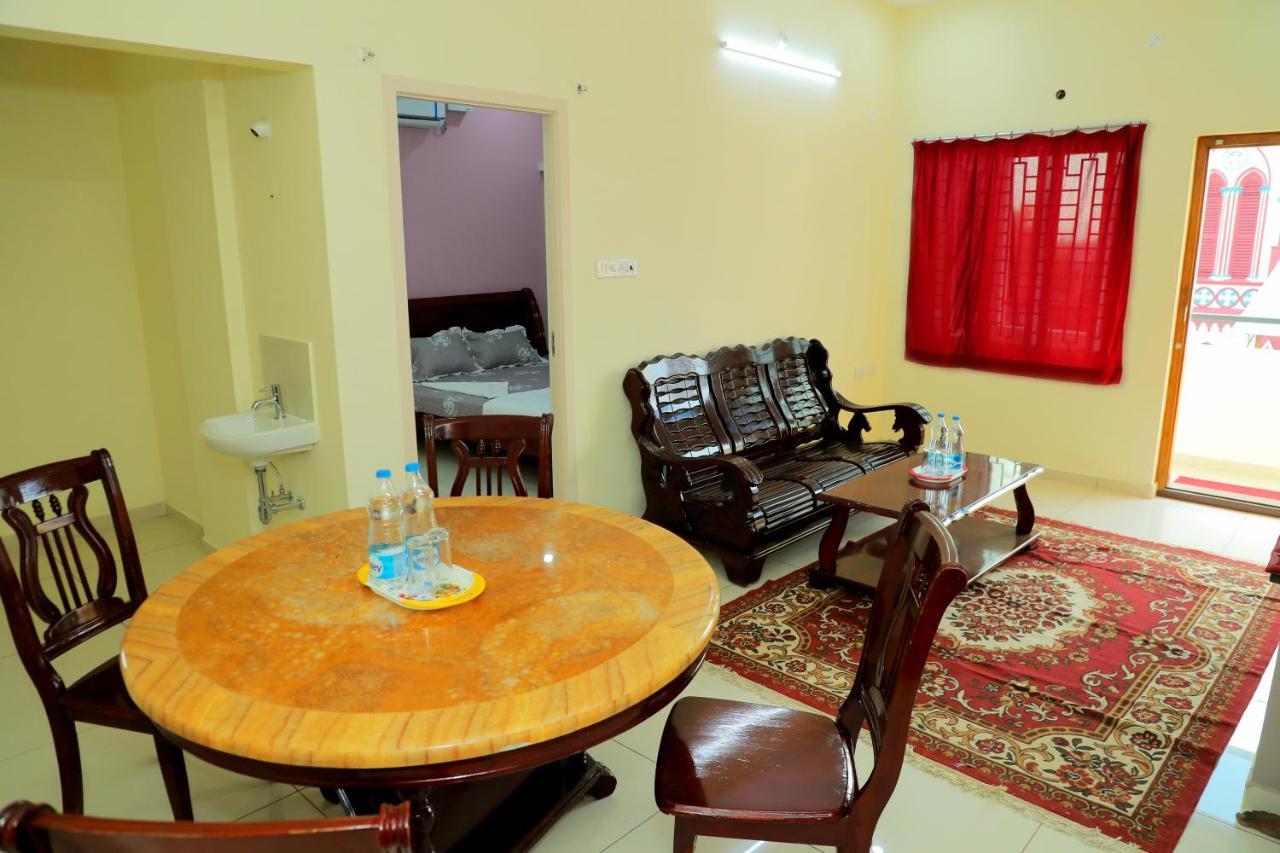 Lia'S Homestay Пондичерри Экстерьер фото