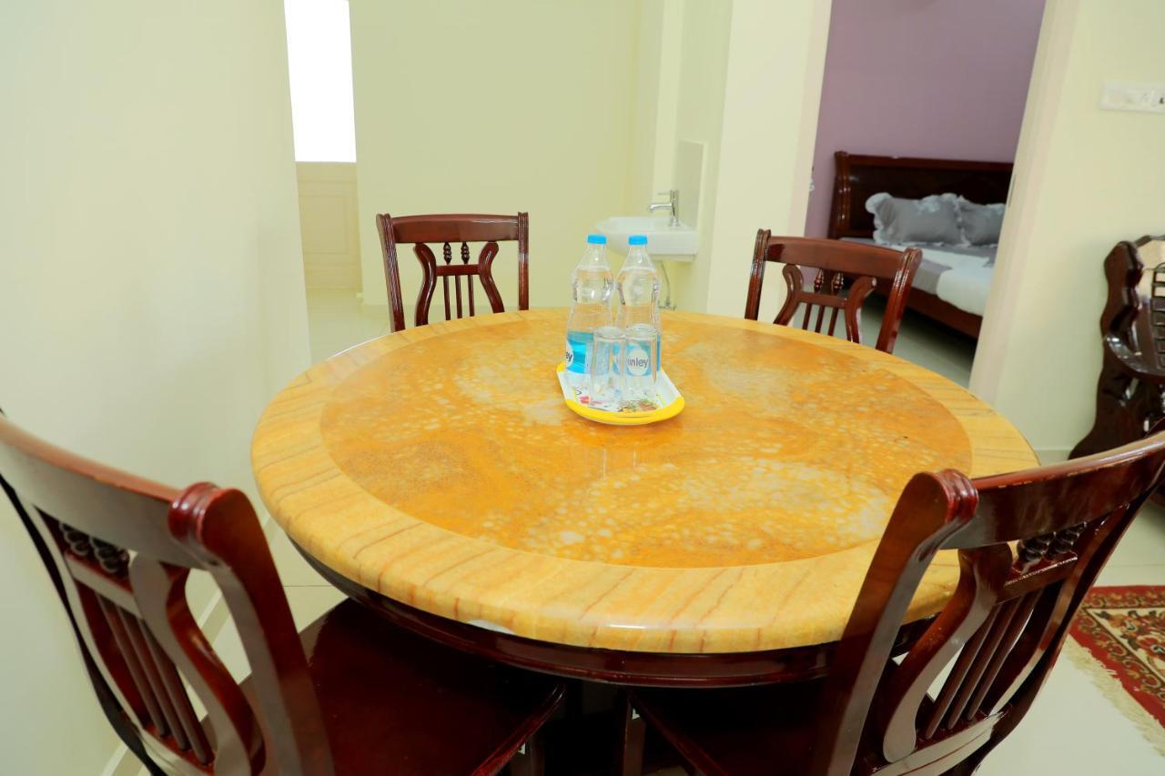 Lia'S Homestay Пондичерри Экстерьер фото