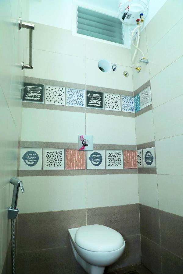 Lia'S Homestay Пондичерри Экстерьер фото