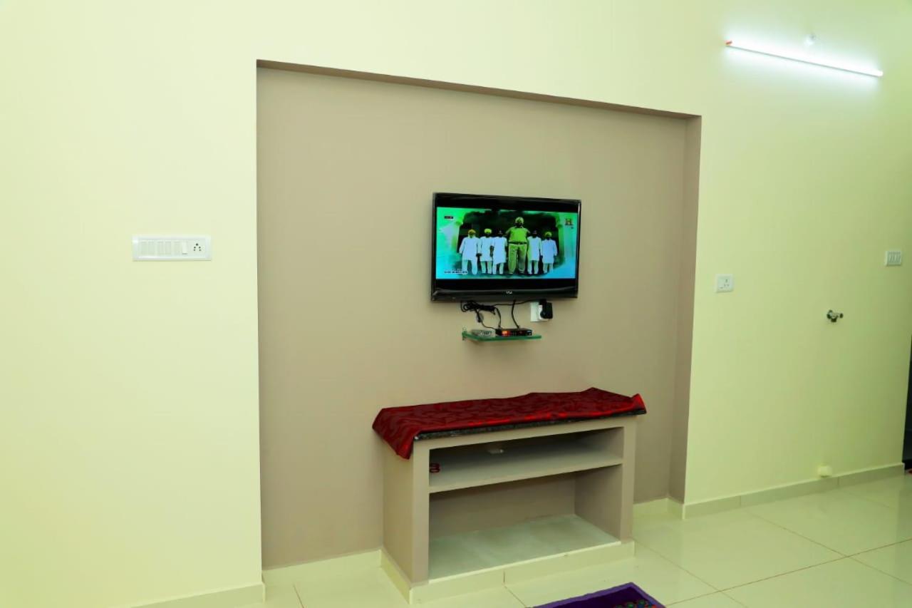 Lia'S Homestay Пондичерри Экстерьер фото